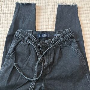 Hollister Dark Gray High-Waisted Jeans with Belt